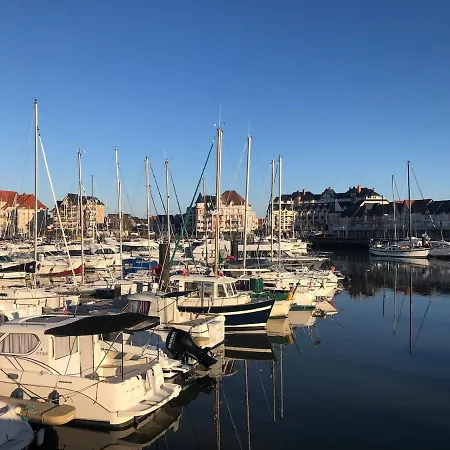 Soleil & Sable アパート